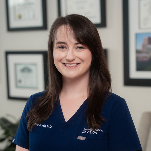 Dr. Trisha Fortin MD - Clearsight LASIK and Lens - is a fellowship trained ophthalmologist specializing in cataract surgery, custom lens replacement, LASIK and many other forms of vision correction. she is a previous SMILE LASIK patient.